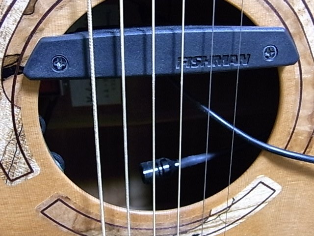 FISHMAN Rare Earth Blend フィッシュマン レアアースブレンド 【242円】電池残量を計測するデジタル式のバッテリーテスターが良さそう。